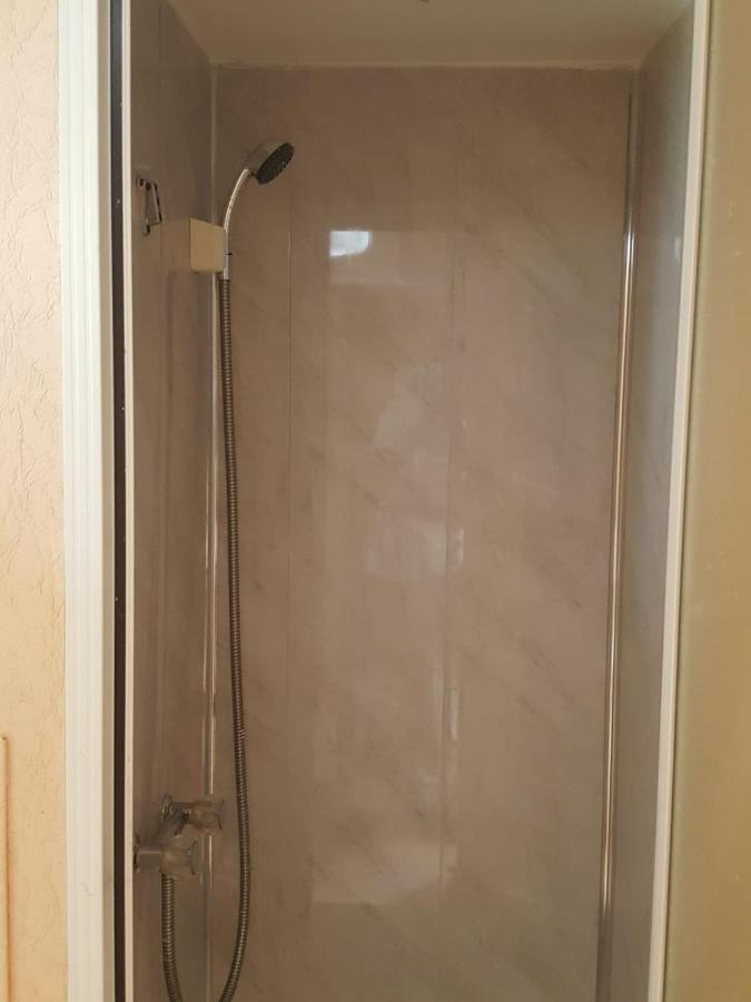 Campsite 3 Bed Caravan Skegness 137 Sealands- Old Caravan Hence Cheap Price !! Ingoldmells